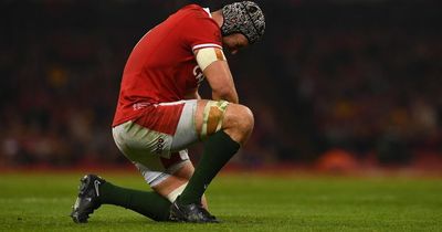 Dan Lydiate lines up for Wales days after dad's death as players honour him