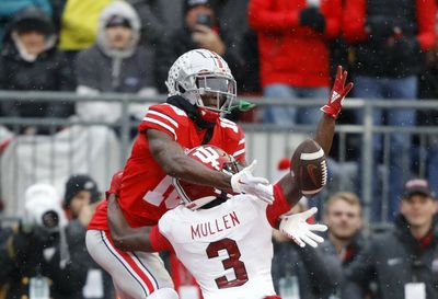 WATCH: Impossible sideline catch made by Ohio State receiver Marvin Harrison Jr