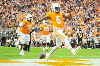 Hendon Hooker, Jalin Hyatt shine as Tennessee dominates Missouri