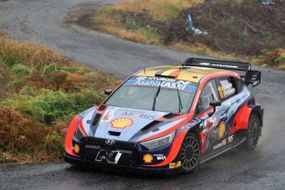 Neuville wins season-ending Rally Japan after Evans blow-out