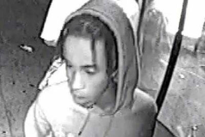 Police hunt man after woman sexually assaulted on bus in Southwark