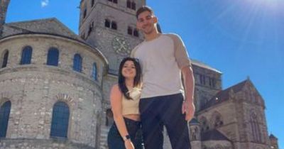 Couple with 22-inch height difference get asked awkward sex question 'all the time'