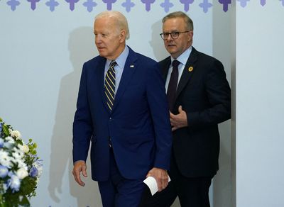 Biden discusses security pact, Taiwan Strait with Australian PM