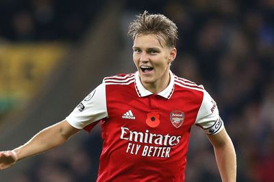 Martin Odegaard sets Arsenal challenge after Premier League leaders defeat Wolves