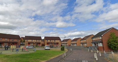 Murder bid in Glasgow street after two men found injured as police hunt suspect