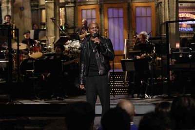 Dave Chappelle monologue disappoints on 'Saturday Night Live'