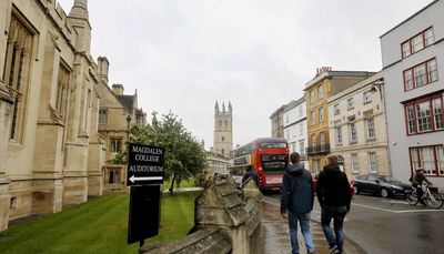 Two from Chicago area among 32 latest U.S. Rhodes scholars