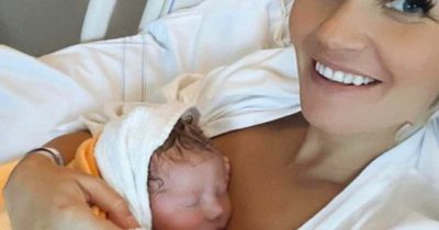 Woman who thought she would never have children gives birth to her 11th baby on 11/11