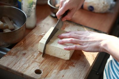 Tofu: To press or not to press?