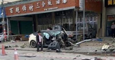 Tesla loses control and kills two people as driver claims 'brakes weren't responding'