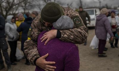 Biden and Xi condemn Russian nuclear threats; Zelenskiy visits liberated Kherson – as it happened