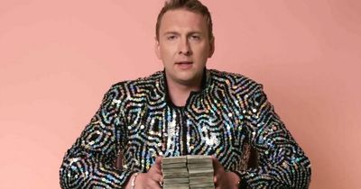 Joe Lycett threatens to shred £10,000 cash if Beckham doesn't drop Qatar deal