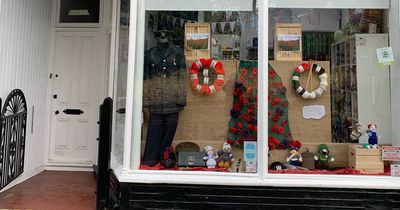 Community comes together to create Remembrance day window in Ryton