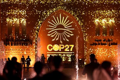 Analysis-In final week of COP27 climate talks, success hinges on 'loss and damage'