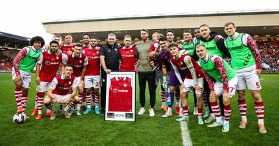 Nigel Pearson and Joe Williams among Bristol City players to pay tribute to Nathan Baker