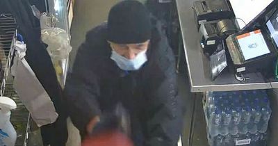 Robber waves around gun and threatens Pizza Hut staff