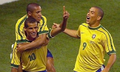 ‘Blood brothers’: Roberto Carlos on the day he saved Ronaldo’s life