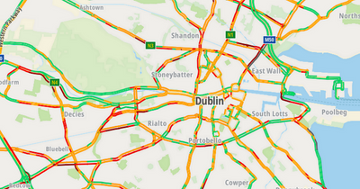 Pink hummer breakdown causes delays on M50 at rush hour amid Dublin traffic chaos