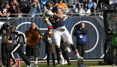 Bears TE Cole Kmet is finally open for business