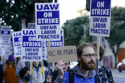 48,000 California academic workers strike for higher wages
