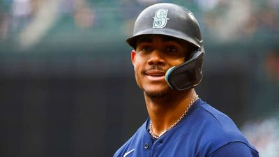 Mariners OF Julio Rodriguez Named AL Rookie of the Year