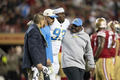 Chargers’ Otito Ogbonnia, Christian Covington out for season