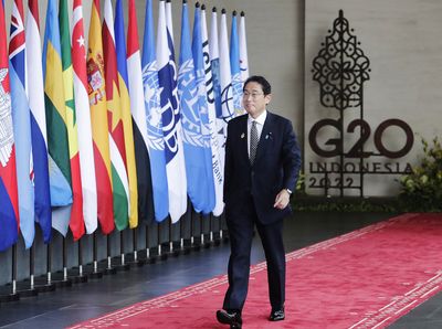 Japan Kishida calls for French cooperation on free, open Indo-Pacific