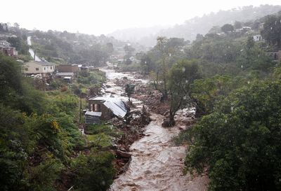 Developing countries, China seek 'loss and damage' fund - draft proposal