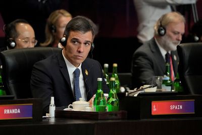 Spanish PM urges China's Xi to use influence over Putin to end  Ukraine war