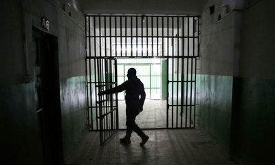 Syrian amnesties freed less than 6% of detainees, report reveals