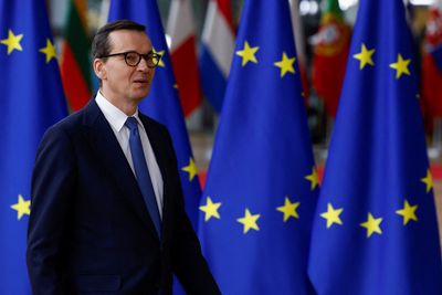 Polish premier calls urgent meeting of national security committee