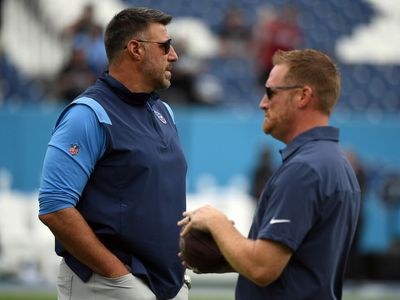 Titans’ Mike Vrabel has laughably low standards for Todd Downing