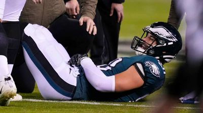 Eagles TE Dallas Goedert Suffers Severe Shoulder Injury on ‘MNF’