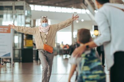 COVID testing to protect loved ones this holiday season could provide you with a 'false sense of security,' new study warns