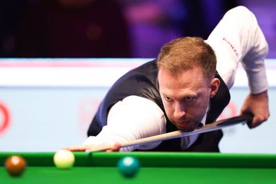 Judd Trump survives nervy UK Championship opener against Xiao Guodong