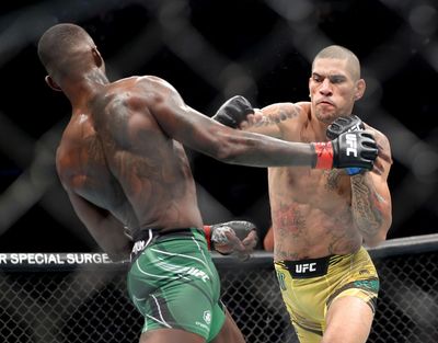 Sean Strickland surprised ‘badass, big motherf*cking Brazilian’ Alex Pereira beat Israel Adesanya at UFC 281
