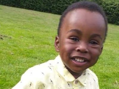Housing society boss paid £170,000 in same year boy died due to mould in flat