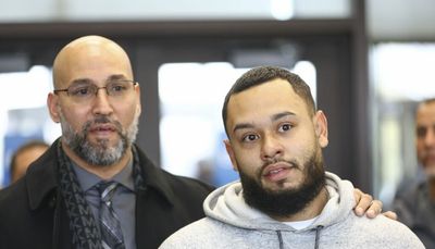 Prosecutors drop another murder case handled by former Chicago Police detective Reynaldo Guevara