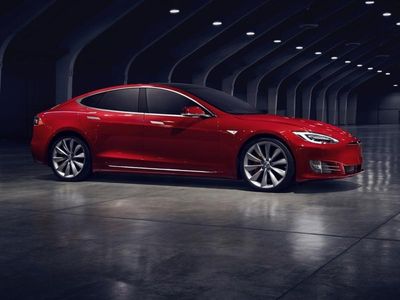 1000 Teslas recalled over 'serious' fault