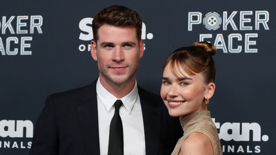 Liam Hemsworth Gabriella Brooks Squashed Splitsville Rumours By Making It Red Carpet Official
