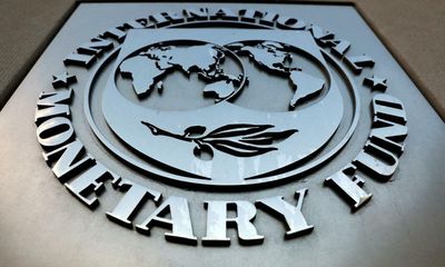 Australia should keep lifting interest rate and deliver stage-three tax cuts, IMF says