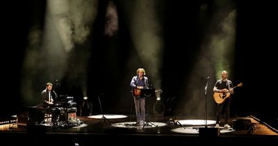 Snow Patrol become first Nothern Irish musicians to have song reach 1 billion streams on Spotify