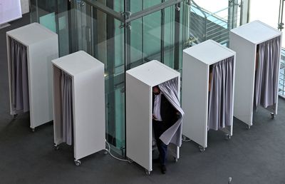 Berlin court orders rerun of 'chaotic' 2021 state election