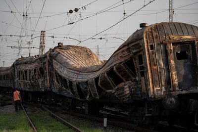 'War not an excuse:' Ukraine rail boss keeps trains running