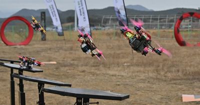 Futurologist predicts how tech will change sport - from AI training to pod racing