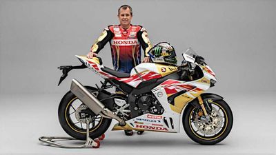 Honda Unveils Limited Edition John McGuinness Honda Fireblade SP Replica