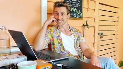Should I google my symptoms? The pros and cons of using the internet to self-diagnose