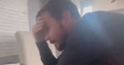 Martin Compston gets into tiff with Siri as app doesn't understand Scottish accent