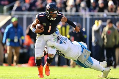 Bears QB Justin Fields named Week 10 FedEx Ground Player of the Week