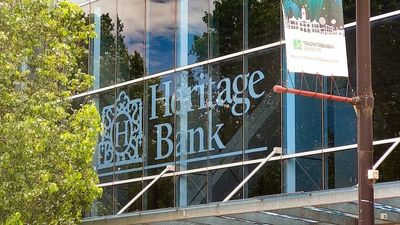 Heritage Bank and People's Choice merge, plans to keep head office in regional Queensland